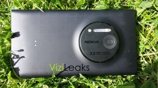 Nokia EOS将名为“Lumia 1020”