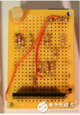 在电子行业有一个关键的部件叫做PCB（printed circuit board，印刷电路板）。这是一个太基础的部件，导致很多人都很难解释到底什么是PCB。这篇文章将会详细解释PCB的构成，以及在PCB的领域里面常用的一些术语。