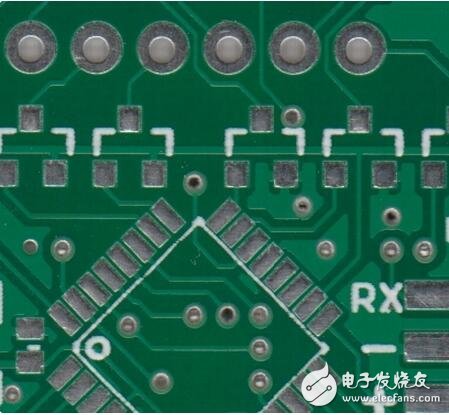 在电子行业有一个关键的部件叫做PCB（printed circuit board，印刷电路板）。这是一个太基础的部件，导致很多人都很难解释到底什么是PCB。这篇文章将会详细解释PCB的构成，以及在PCB的领域里面常用的一些术语。