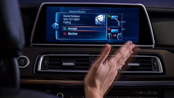 Image of iDrive touchless gesture control from BMW